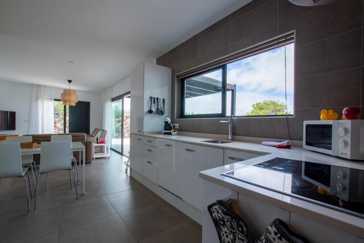 Villa Wind Wave 28B - Heated & Shared Pool La Oliva Esterno foto