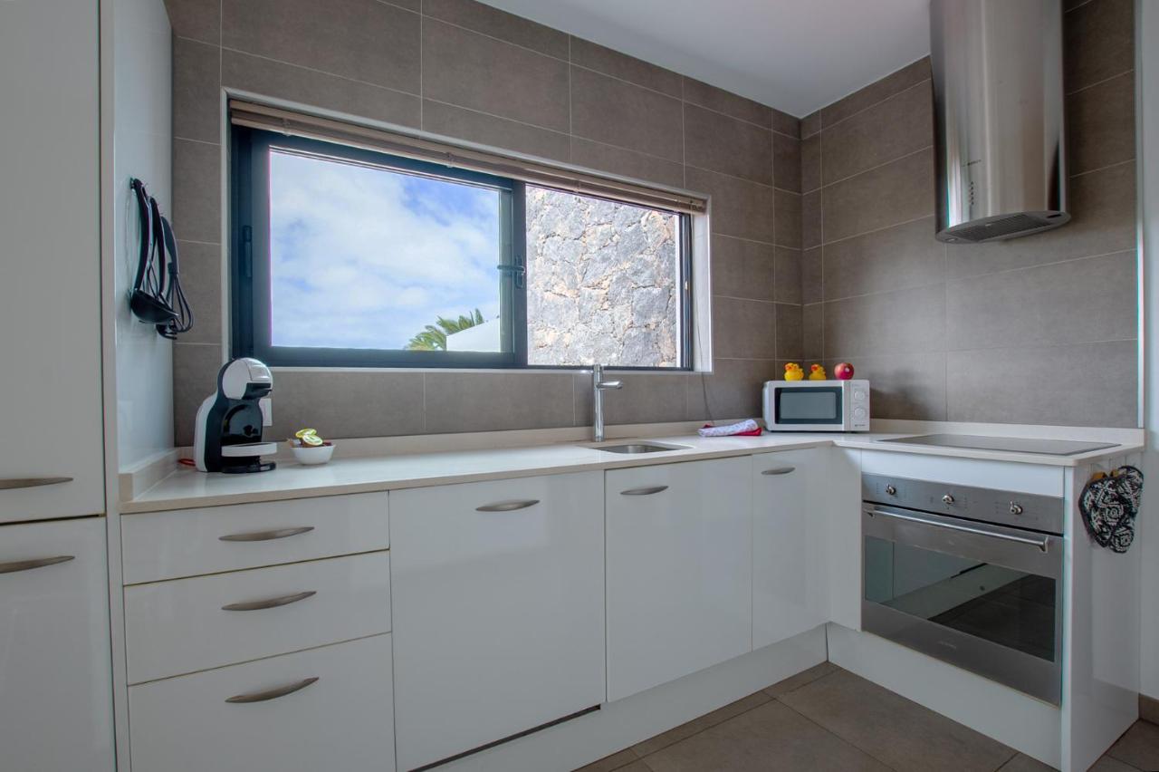 Villa Wind Wave 28B - Heated & Shared Pool La Oliva Esterno foto